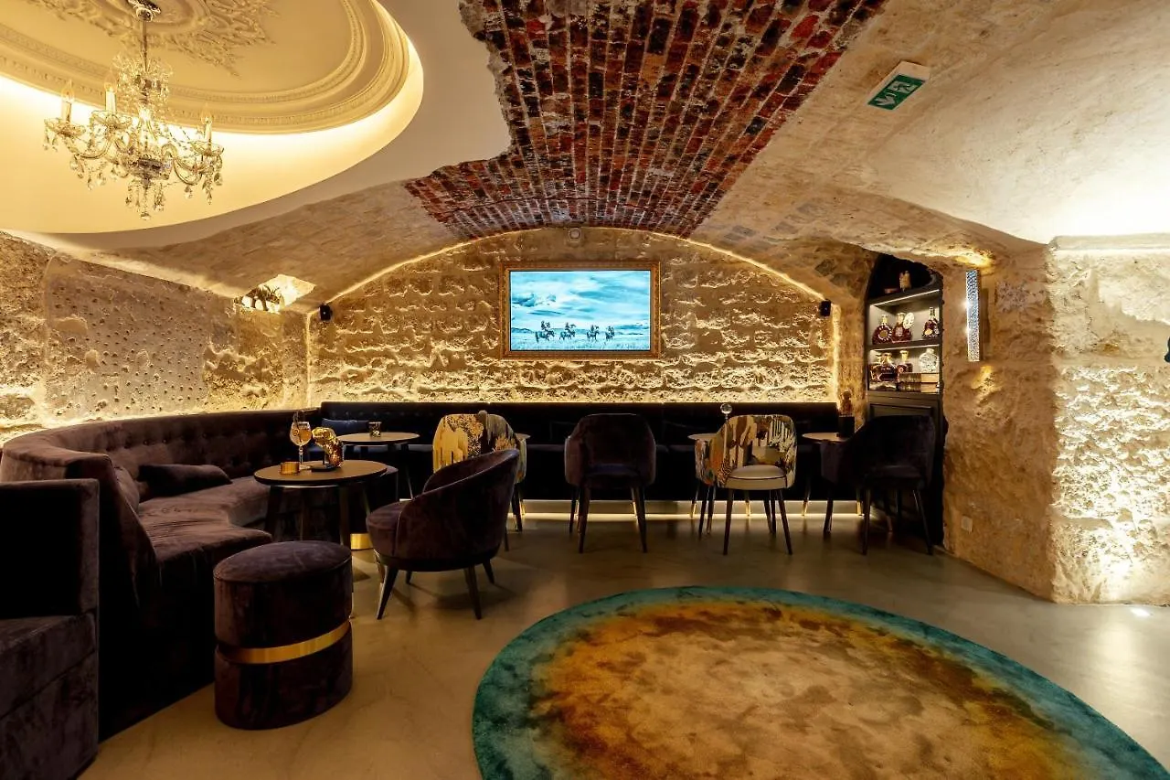 Roi De Sicile - Rivoli -- Luxury Hotel apartamentowy